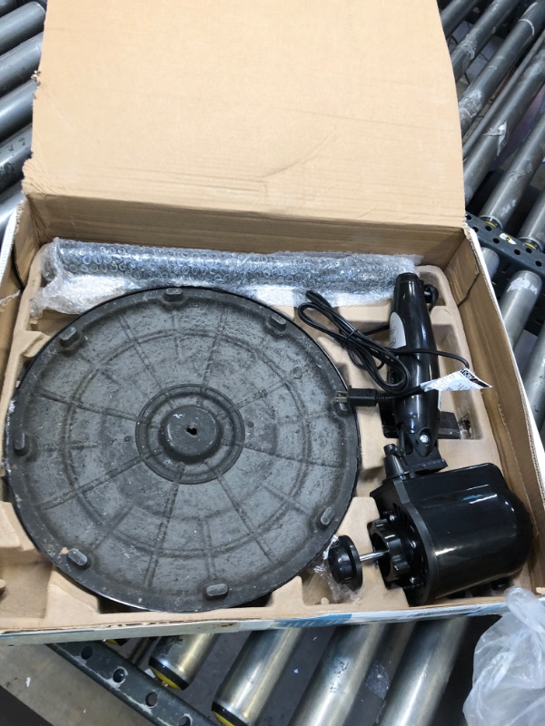 Photo 1 of BLACK+DECKER 16 Inches Stand Fan with Remote
