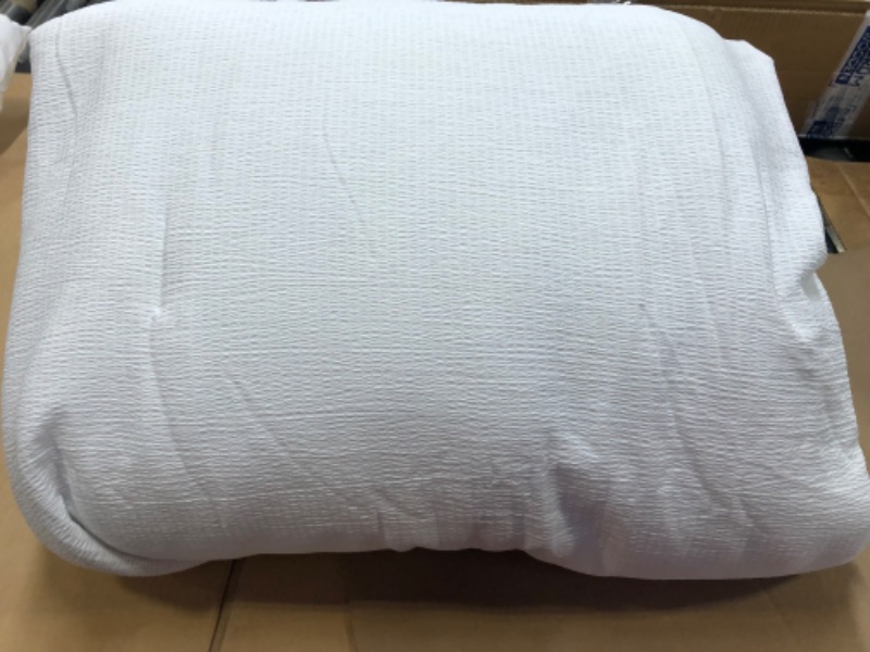 Photo 1 of 1Pc  Full Size Comforter White