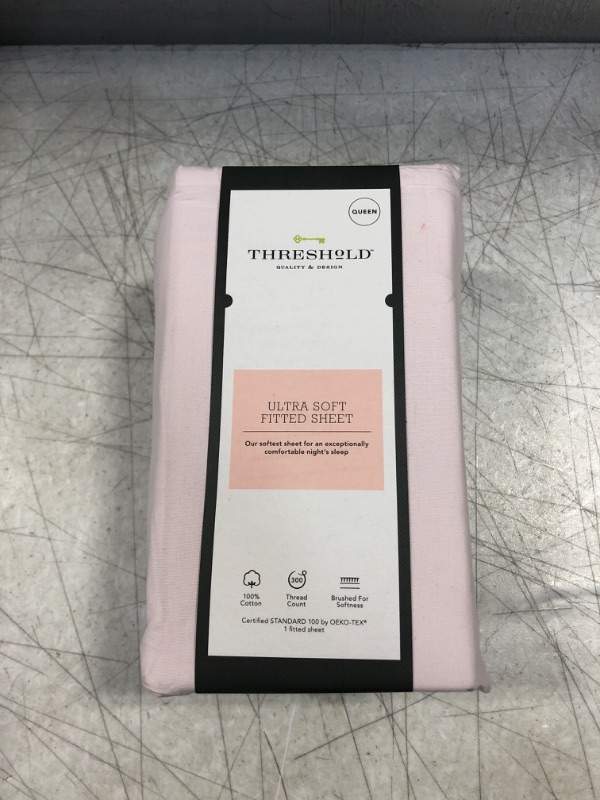 Photo 2 of 300 Thread Count Ultra Soft Fitted Sheet - Threshold- SIZE QUEEN