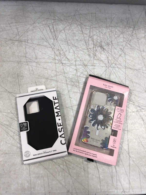 Photo 1 of Kate Spade New York Apple iPhone 13 Pro Hardshell Case with MagSafe--Case-Mate Apple iPhone 14 Pro BLACK Case


