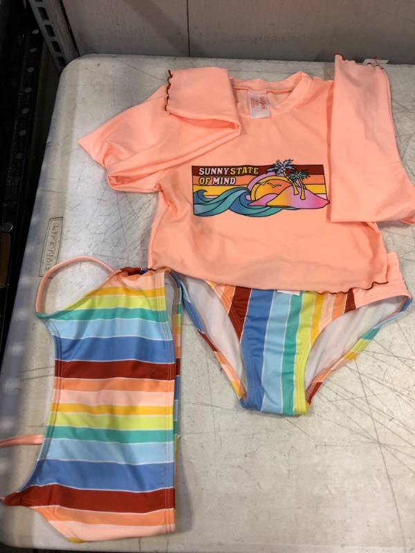 Photo 2 of  Girls' 'Lines in the Sand' 3pc Rash Guard Set Size Small 