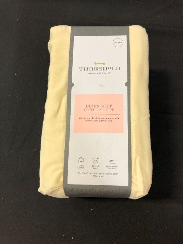 Photo 2 of 300 Thread Count Ultra Soft Fitted Sheet - Threshold™---size Queen 