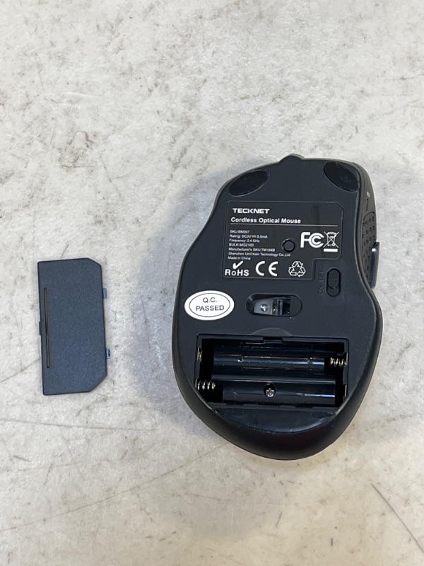 Photo 4 of TeckNet 2600DPI Bluetooth Wireless Mouse