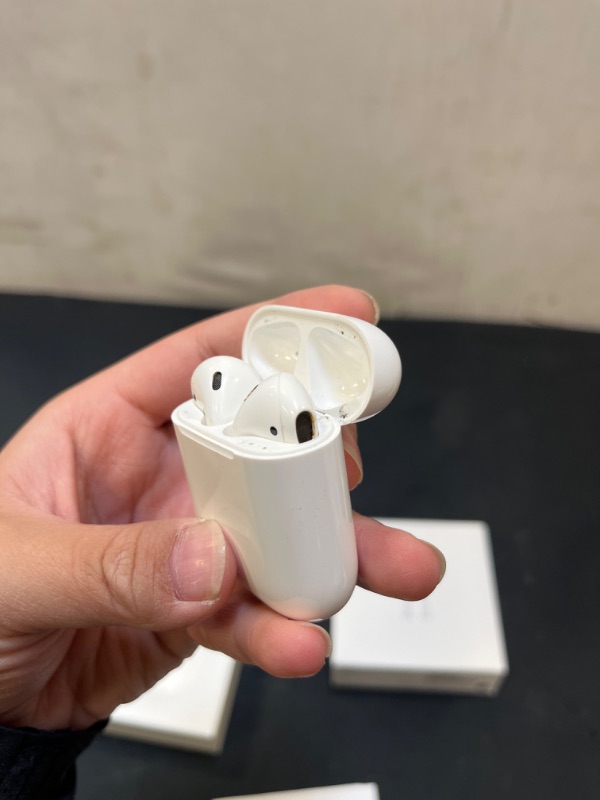 Photo 4 of Apple AirPods with Charging Case (Latest Model) - ITEM IS VERY DIRTY AND DOES NOT TURN ON -