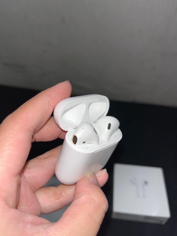 Photo 3 of Apple AirPods with Charging Case (Latest Model) - ITEM IS VERY DIRTY AND DOES NOT TURN ON -