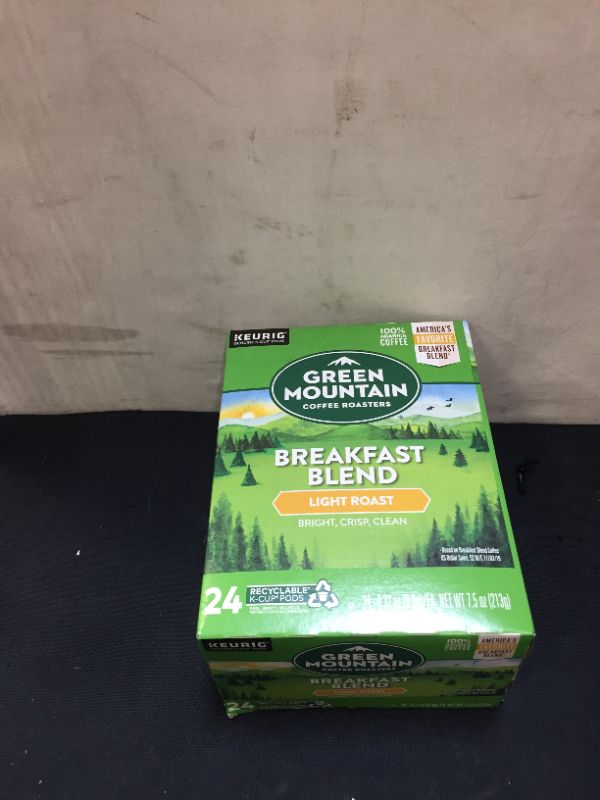 Photo 2 of Green Mountain Coffee Roasters Breakfast Blend
exp nov 17 2023