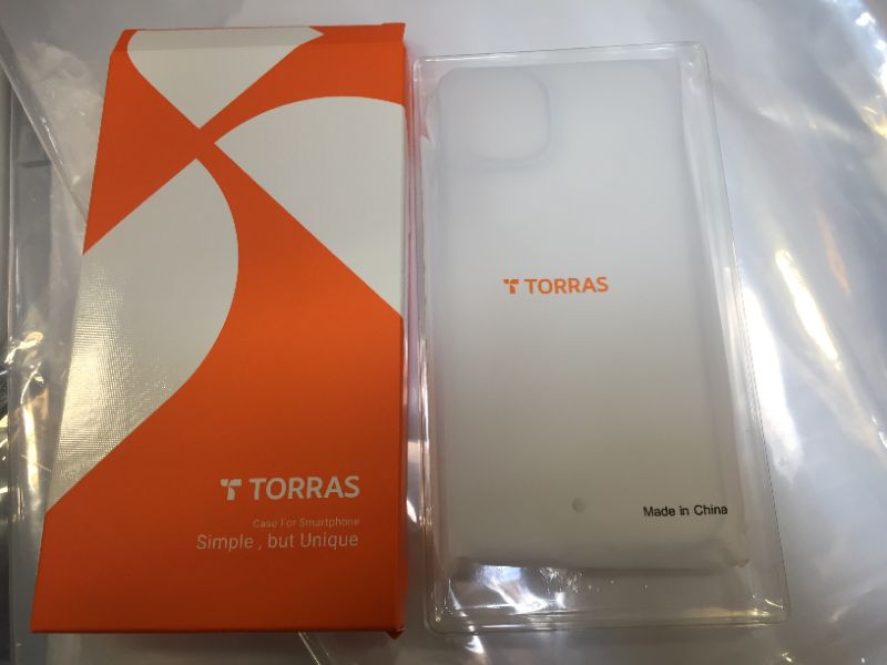 Photo 2 of ???? ??? TORRAS Diamond Clear for iPhone 14 Case Clear for iPhone 13 Case Clear [Non-Yellowing][10FT Military Grade Drop Defender] Shockproof Protective Yet Slim for iPhone 13/iPhone 14, Clear
