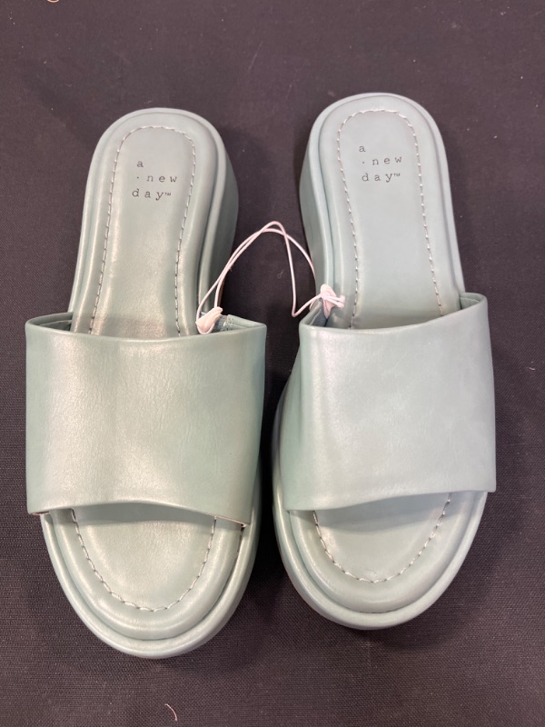 Photo 1 of A NEW DAY - WOMENS TEAL SANDALS SIZE 6
SLIGHTLY DIRTY UNDER SANDAL 