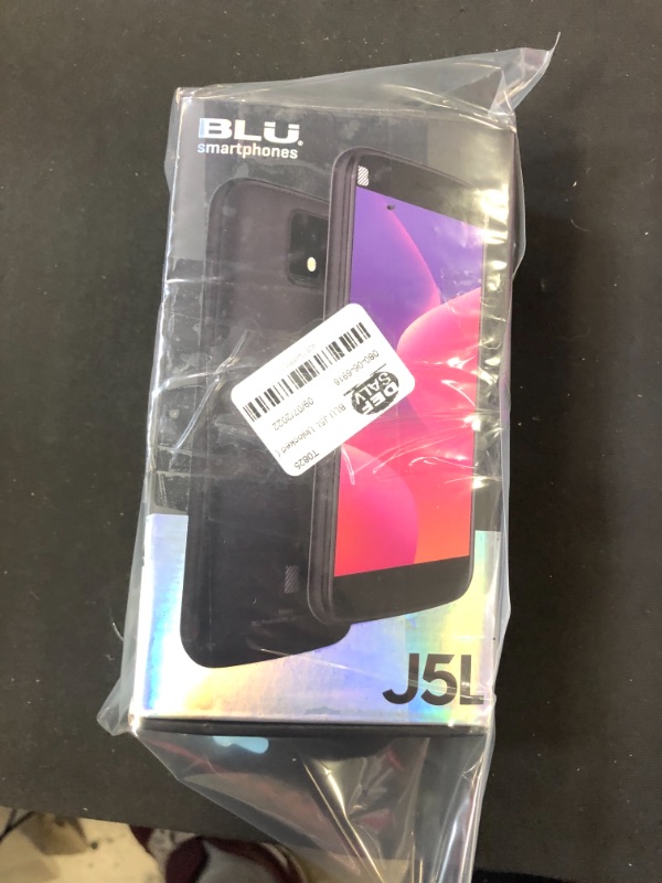 Photo 4 of BLU J5L Unlocked (32GB) GSM Smartphone - Black

