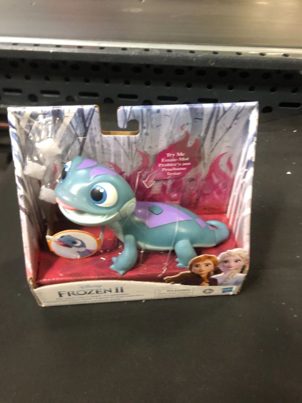 Photo 2 of Disney Frozen 2 Fire Spirit's Snowy Snack Salamander Toy

