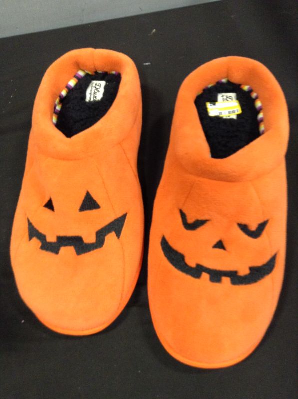 Photo 2 of Adult's dluxe by dearfoams Halloween Pumpkin Slippers - Orange size 13-14

