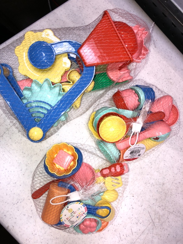 Photo 1 of BEACH / SAND TOY SETS , MULTI PACK , 3 COUNT 