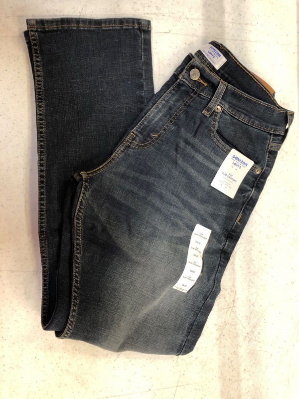 Photo 2 of 052177170390DENIZEN® from Levi's® Men's 232™ Slim Straight Fit Jeans-----SIZE 30X30
