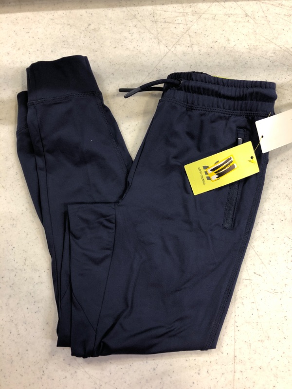Photo 2 of Boy' Oft Gym Jogger Pant - All in Motion----SIZE M