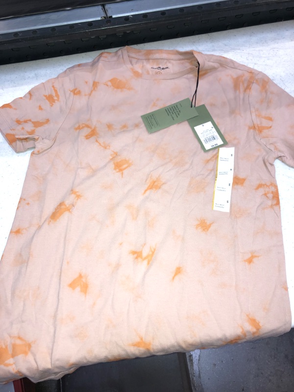 Photo 2 of 4 COUNT Men' SHort Leeve Tie-Dye T-Shirt - Goodfellow & Co™ SIZE SMALL 