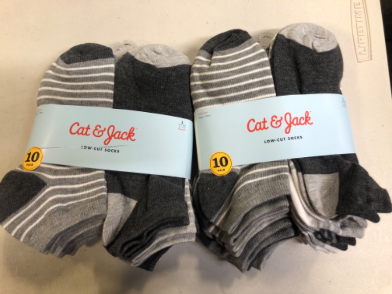 Photo 2 of Boys' 10pk Ightweight No Show Socks - Cat & Jack™. SIZE L. 2 COUNT
