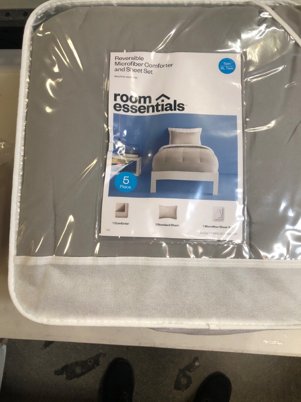 Photo 2 of 5pc Solid Microfiber Reversible Comforter & Sheets Set - Room Essentials™ SIZE XL TWIN
