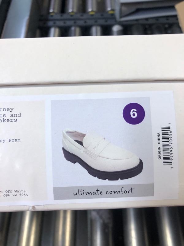 Photo 4 of ****SIZE 6****	Women's Britney Chunky Loafers - A New Day Off White