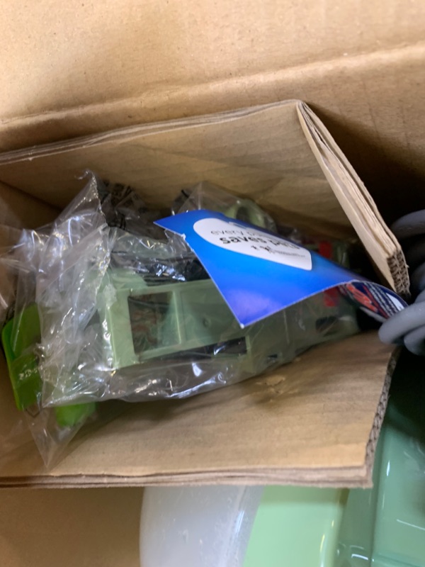 Photo 1 of Bissell Multi-Purpose Portable Carpet and Upholstery Cleaner, 1400B, Green, Box Packaging Damaged, Moderate Use, Scratches and Scuffs on item
