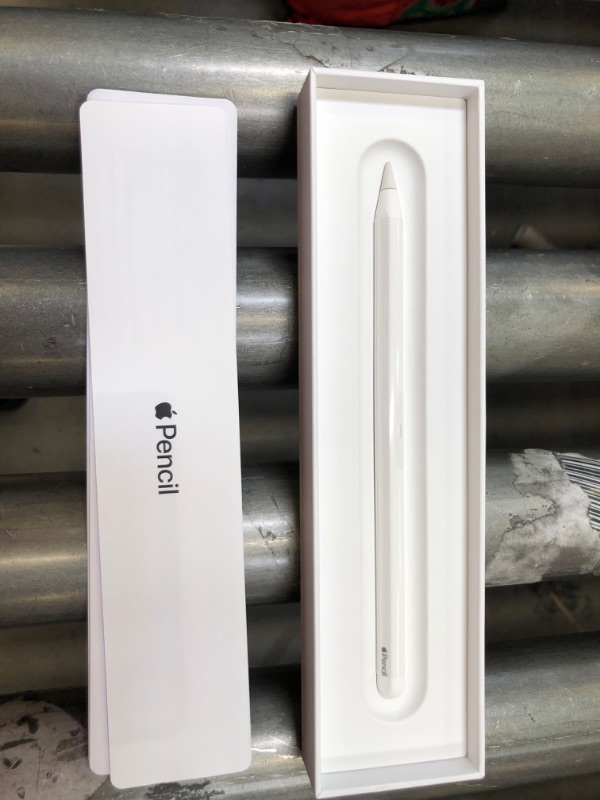 Photo 1 of Apple Pencil (2nd Generation)