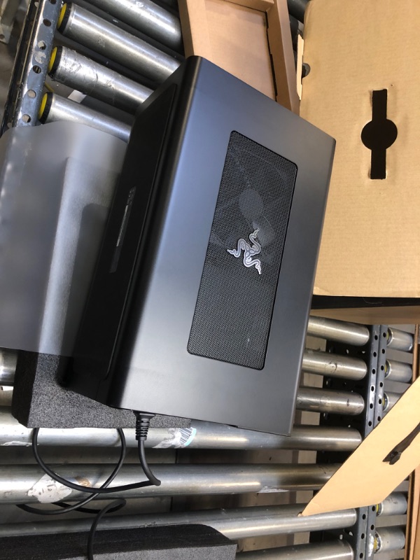 Photo 2 of RAZER Core X Chroma (Thunderbolt 3 - External Graphics Enclosure)----------parts only does not turn on 