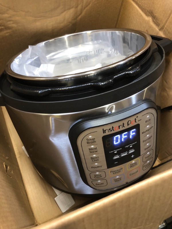 Photo 1 of 8 qt. Stainless Steel Duo Electric Pressure Cooker