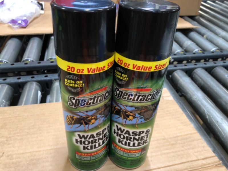 Photo 2 of 2 pcs Spectracide 20 oz. Wasp and Hornet Aerosol Spray Killer