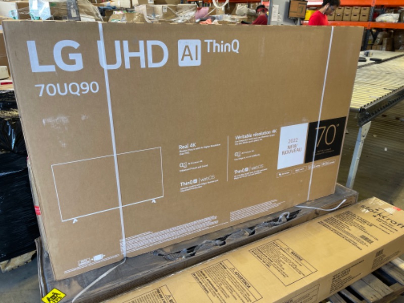 Photo 2 of LG UQ9000PUD 70" HDR 4K UHD LED TV * FACTORY SEALED, S/N ON BOX MATCHES PRODUCT INSIDE * 
