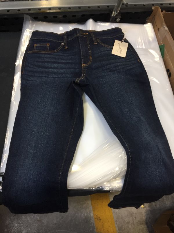 Photo 2 of  Women's Mid-Rise Skinny Jeans - Universal Thread SIZE 2/26S