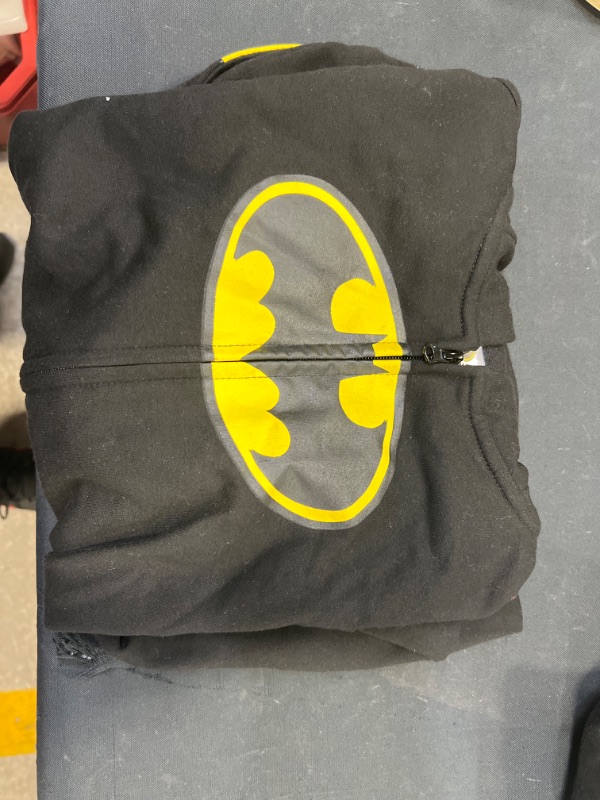 Photo 2 of Boys' Batman Zip-Up Hoodie - Black
MEDIUM