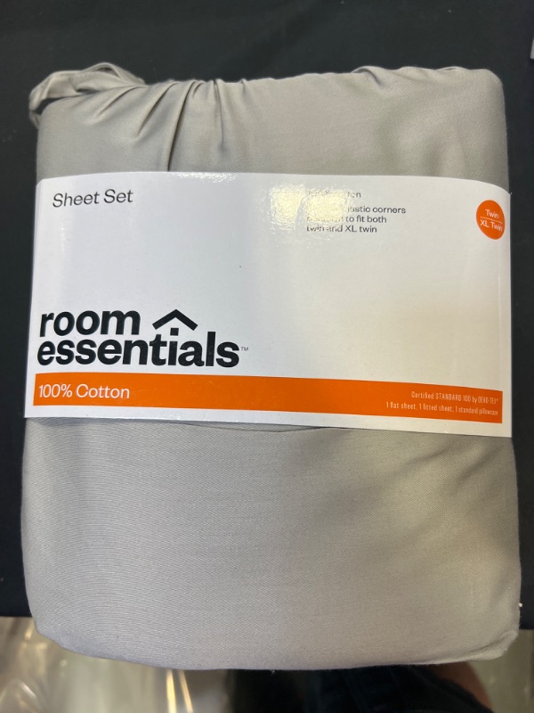 Photo 2 of 100% Cotton Sheet Set - Room Essentials™
Size
Twin/Twin XL
