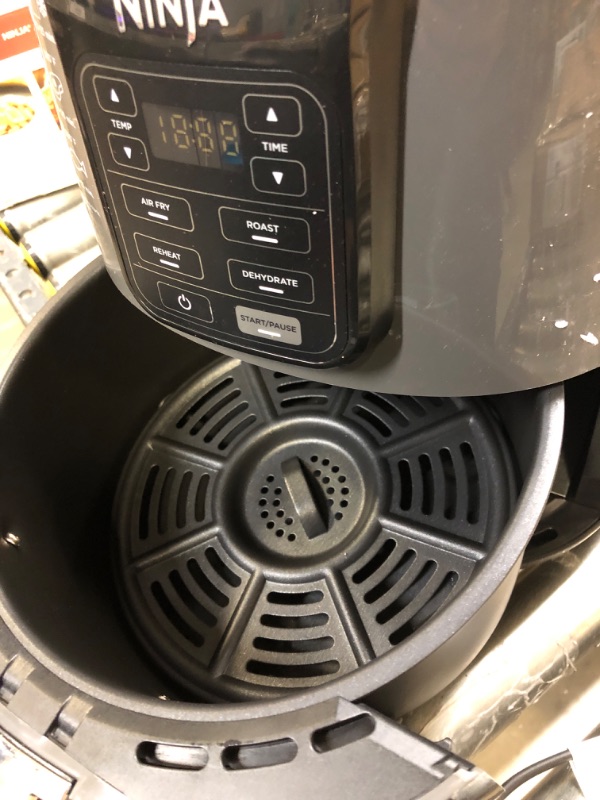 Photo 3 of 4 Qt. Electric Black Air Fryer with Recipe Book (AF101)