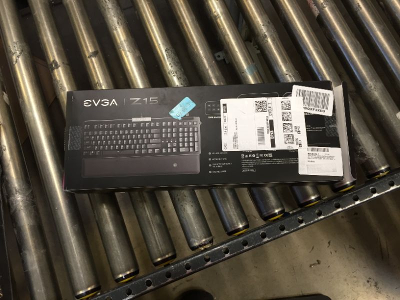 Photo 1 of EVGA Z15 RGB Gaming Keyboard, RGB Backlit LED, Hotswappable Mechanical Kaihl Speed Bronze Switches (Clicky), 822-W1-15US-KR
