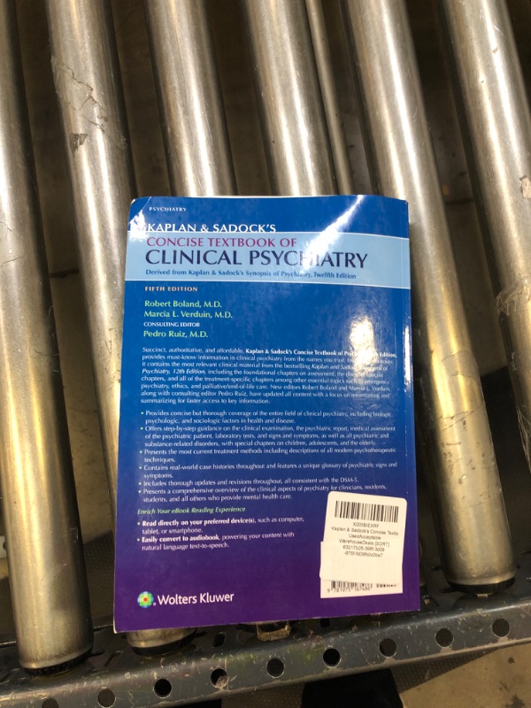 Photo 2 of Kaplan & Sadock's Concise Textbook of Clinical Psychiatry Fifth Edition ------- PAGES ARE BENT
