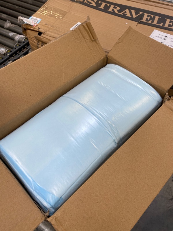 Photo 1 of Amazon Basics Dog and Puppy Pads