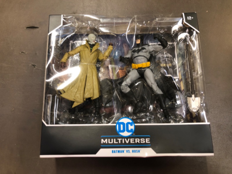 Photo 2 of DC Comics Multiverse 2pk Battle Scene - Batman vs Hush