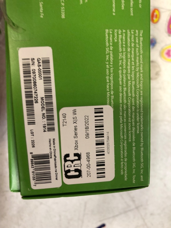 Photo 1 of Xbox Core Controller - Robot White