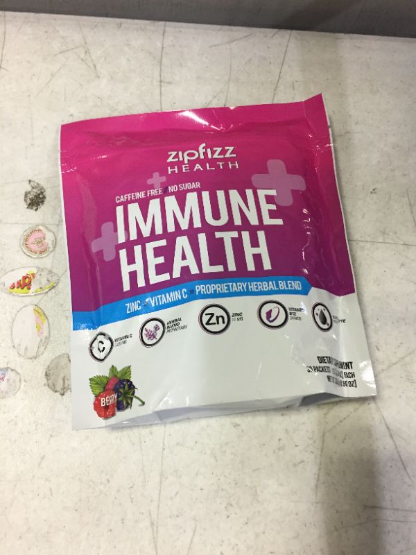 Photo 2 of Zipfizz Immune Health Drink Mix, Immune Boost with Zinc & Vitamin C, Caffeine-Free, Berry, 30 Count BEST BY NOV 2022

