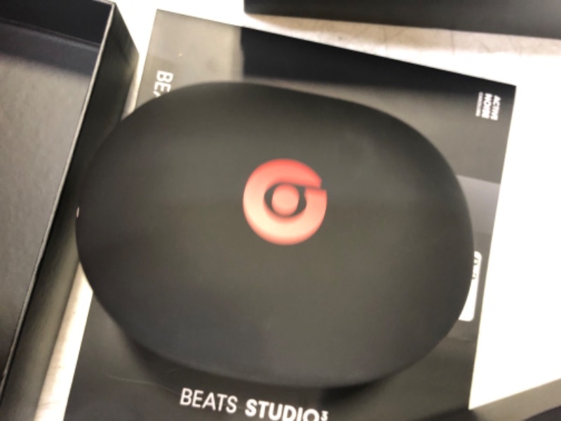 Photo 9 of Beats by Dr. Dre Matte Black Studio3 Wireless Over-Ear Headphones