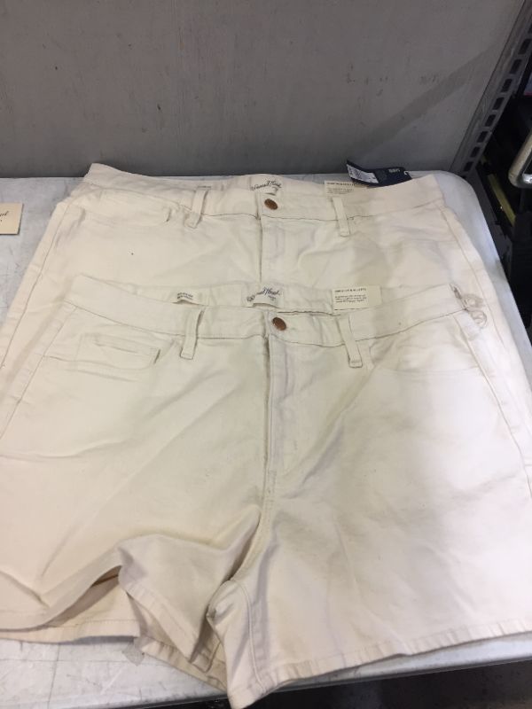 Photo 2 of Women's High-Rise Midi Jean Shorts - Universal Thread Off-White 10 2PCS
