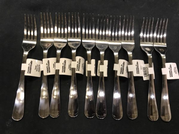 Photo 2 of 10 pcs Stainless Steel Teagan Dinner Fork - Room Essentials™


