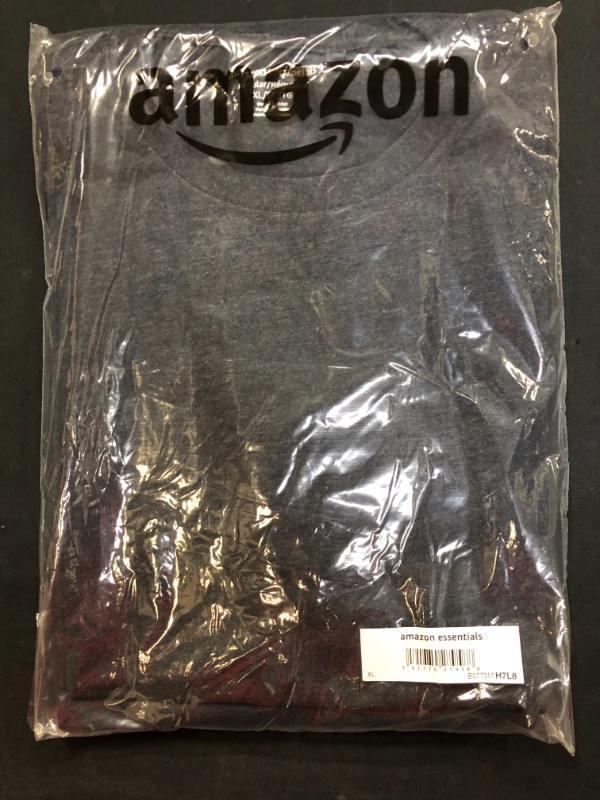 Photo 2 of Amazon Essentials Men's Regular-Fit Short-Sleeve Crewneck T-Shirt, Multipacks XL
