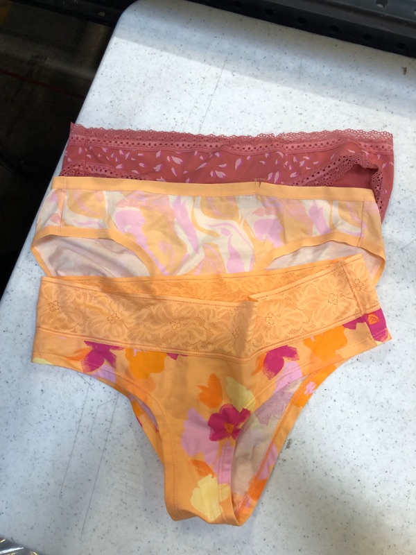 Photo 1 of 3PC LOT WOMENS UNDERWEAR MEDIUM