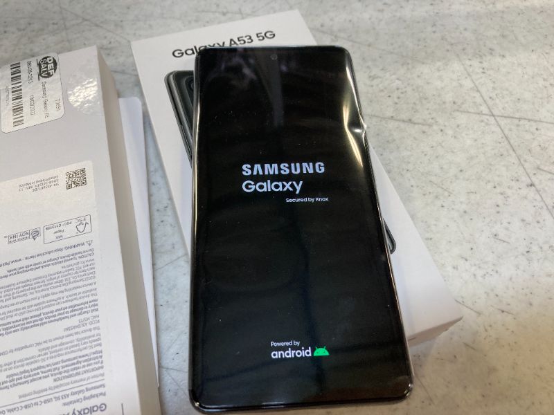 Photo 6 of Samsung Galaxy A53 5G Unlocked (128GB) Smartphone - Black

