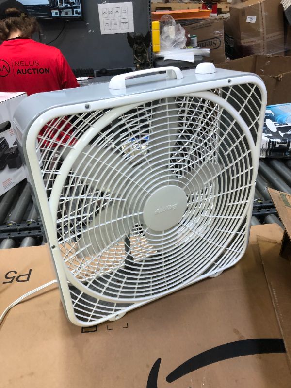 Photo 3 of Air King 9723 20-inch 3-Speed Box Fan