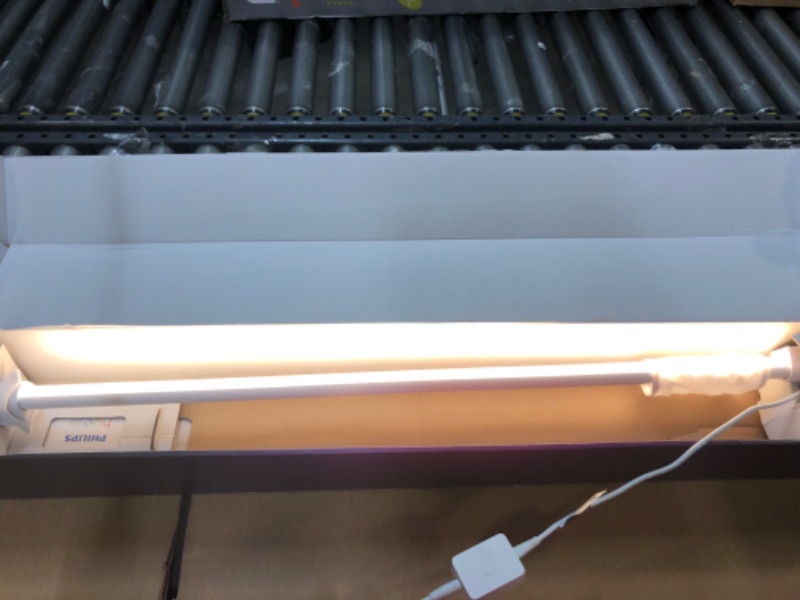 Photo 3 of Philips Hue Play Gradient Light Tube, Compact, White, Surround Lighting