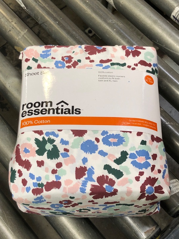 Photo 2 of 100% Cotton Sheet Set - Room Essentials™