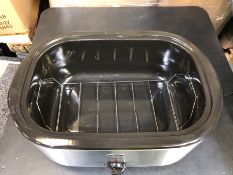 Photo 4 of 22 qt. Roaster Oven with Self-Basting Lid in Stainless Steel