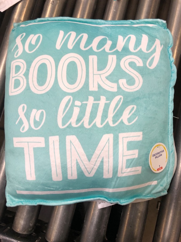 Photo 1 of "SO MANY BOOKS SO LITTLE TIME" DECORATIVE PILLOW 2 COUNT