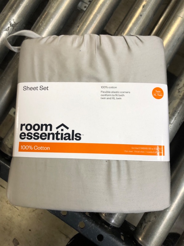 Photo 2 of 100% Cotton Sheet Set - Room Essentials™

